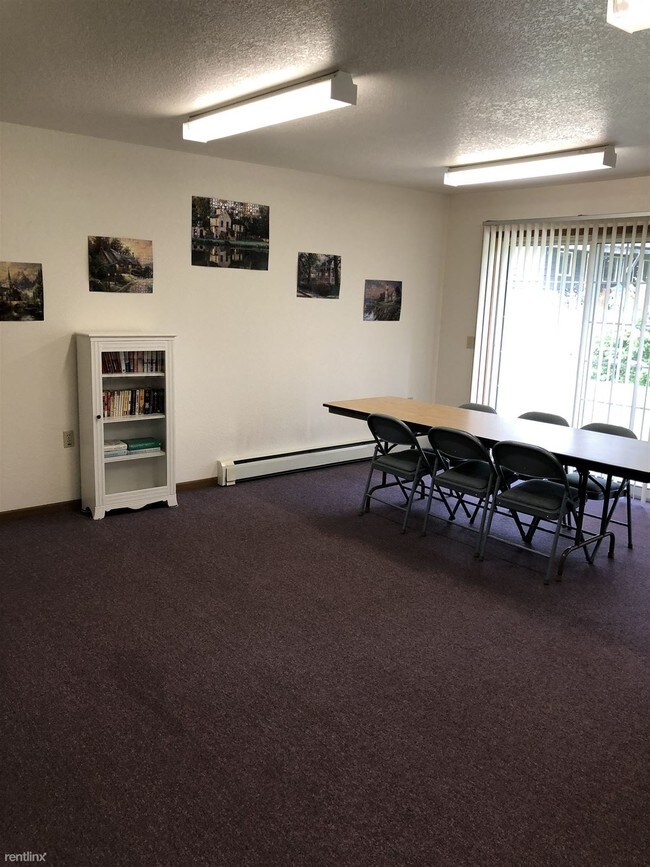 Silverwood Manor Senior Apartments Apartments Hesperia, MI