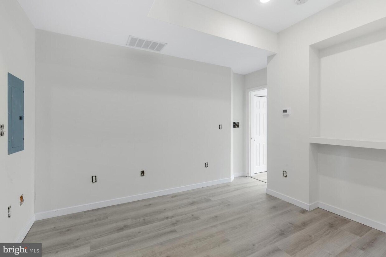 Foto principal - 223 S 45th St