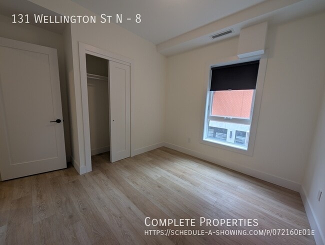 Photo du bâtiment - Main Floor + 1 Bedroom + No Stairs + Priva...