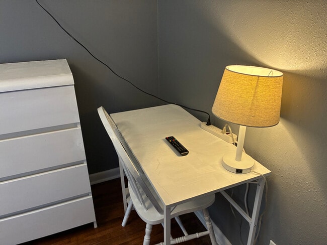 Foto del edificio - 3126 Martha St