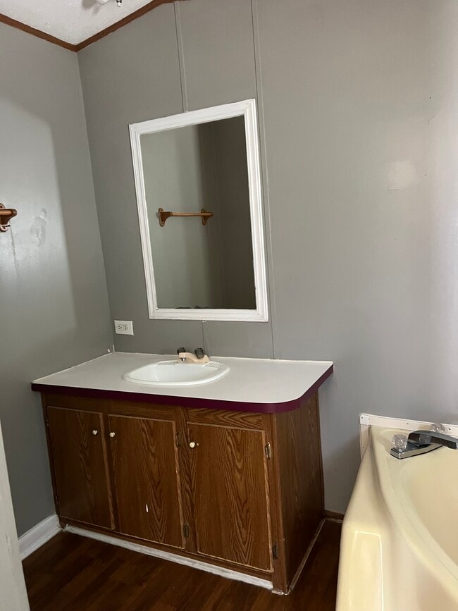 Building Photo - 28381 Petes Hwy