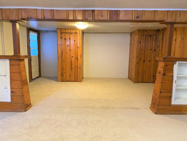 Building Photo - 3262 Stuart St