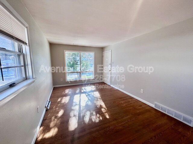 Building Photo - 8819 McNulty Dr