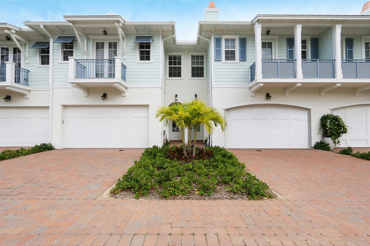 114 Ocean Breeze Dr, Juno Beach, FL 33408 Townhome Rentals in Juno