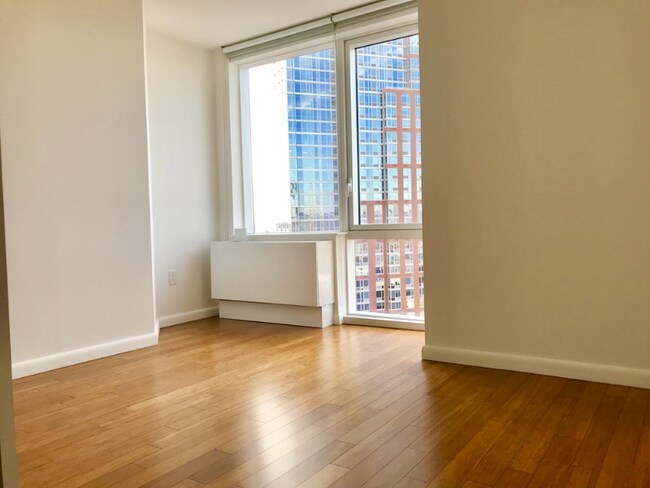 Building Photo - 66 Rockwell Pl