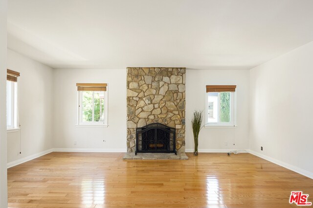 Foto del edificio - 5946 W 76th St