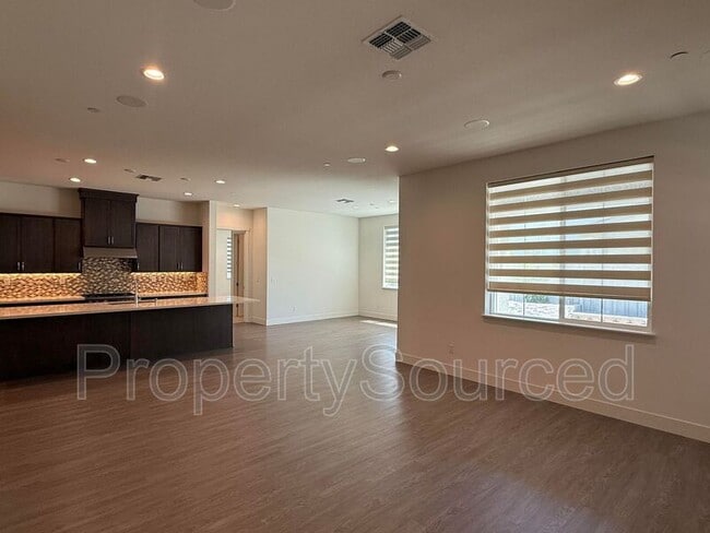 Building Photo - 2868 Resthaven Ct