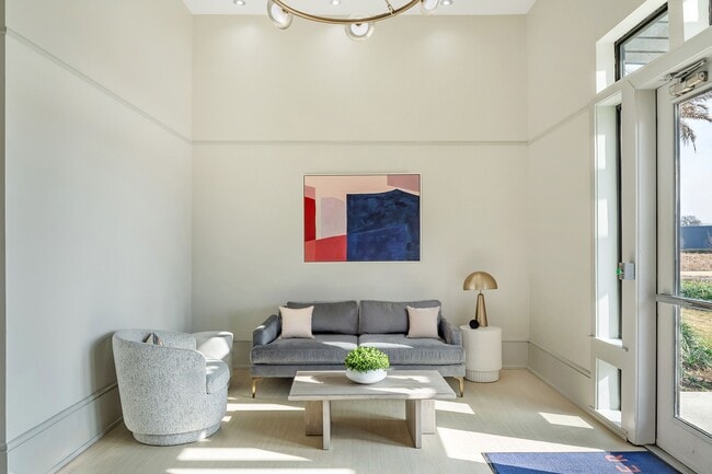 Foto del edificio - The Addison Apartments