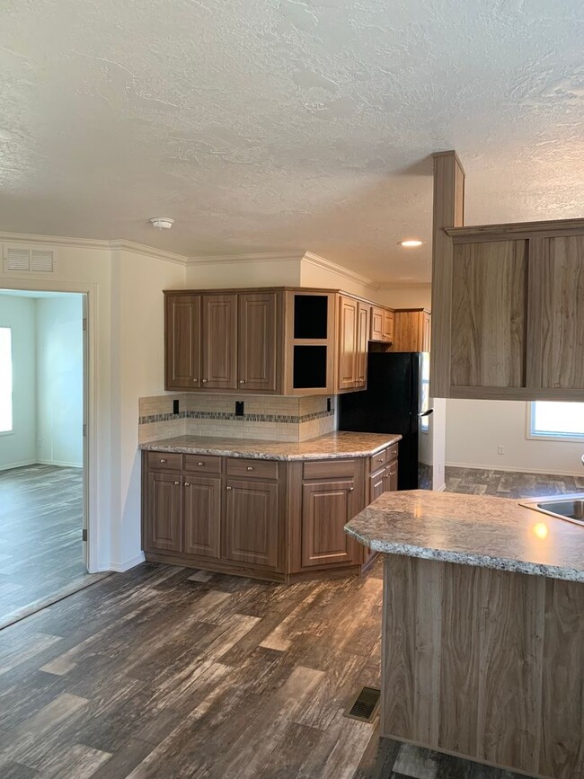 Foto del edificio - Brand New, Luxury Home in a Rural Location...