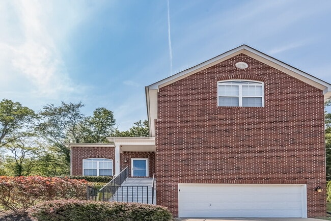 Building Photo - 111 Coldwater Dr