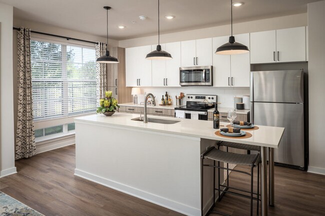 Building Photo - 2084 Bolton Dr NW