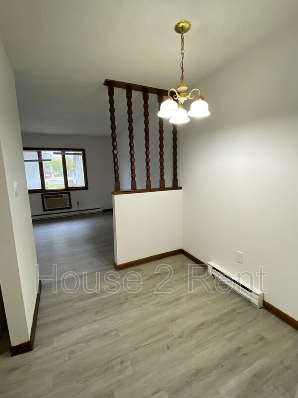 Building Photo - 203 N Hamlet St
