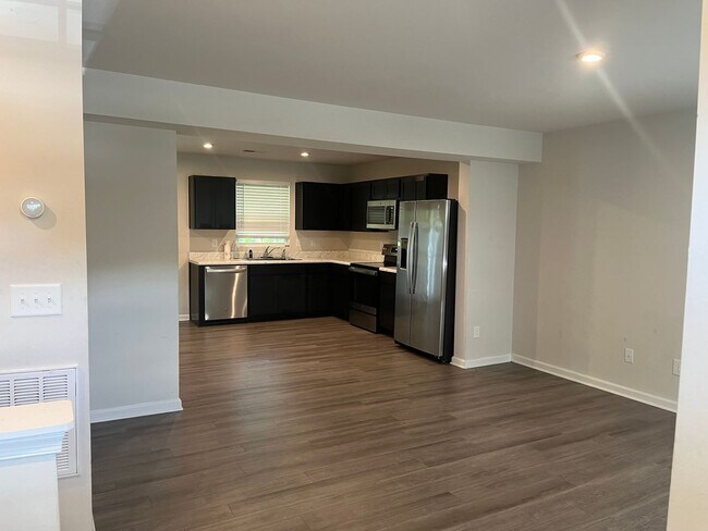 Foto del edificio - 3BR/2.5BA Townhouse in Hampton Townes