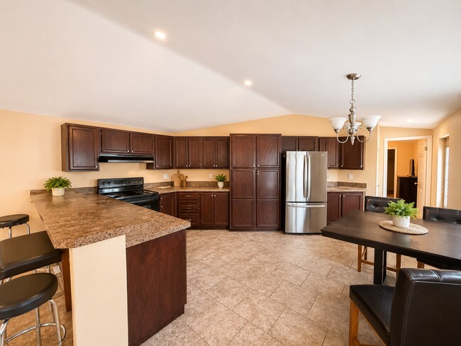Foto del edificio - 1320 N Fairgrounds Rd
