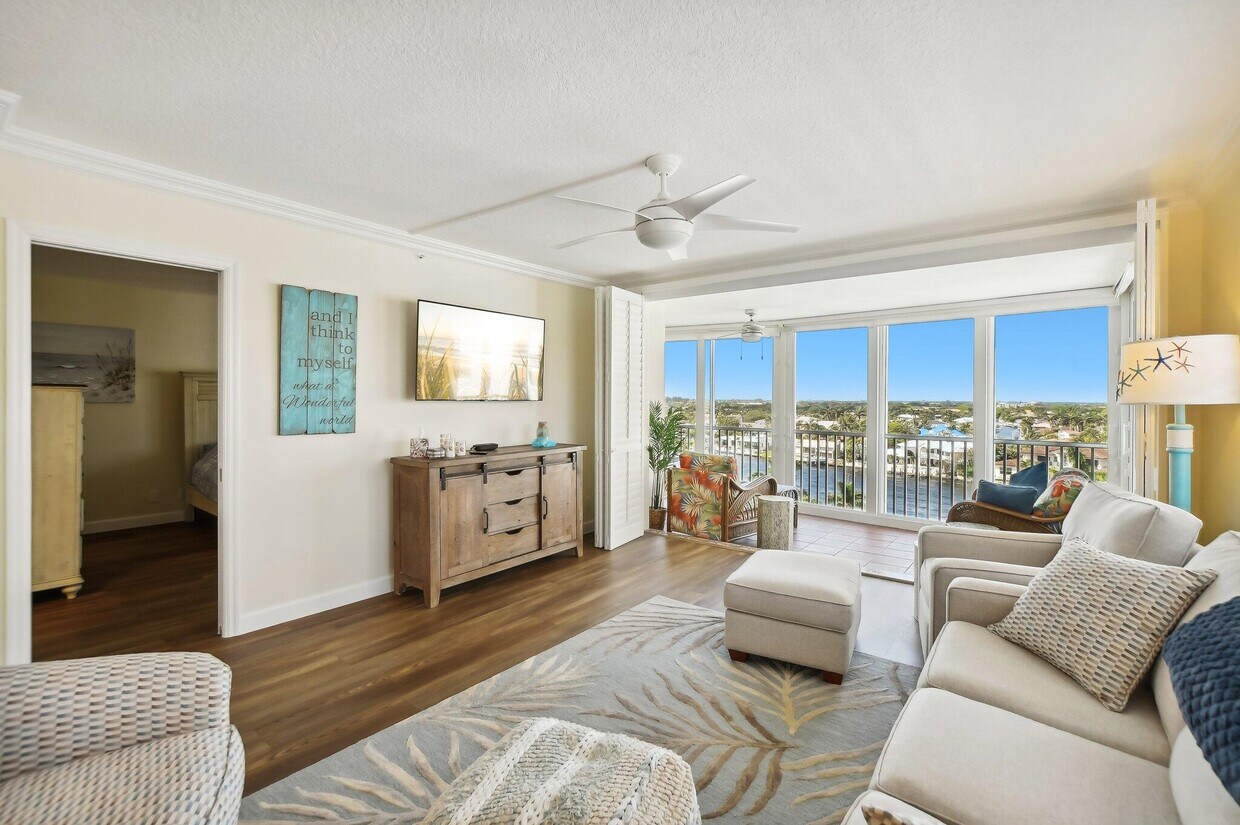 Foto principal - 3224 S Ocean Blvd