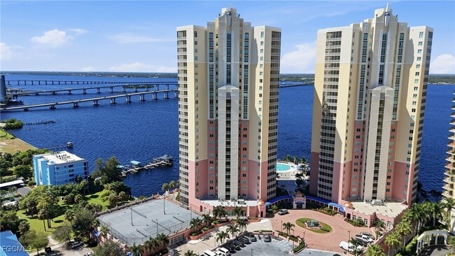 Building Photo - 2743 First St