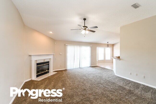 Foto del edificio - 413 Cottage Cove Ct