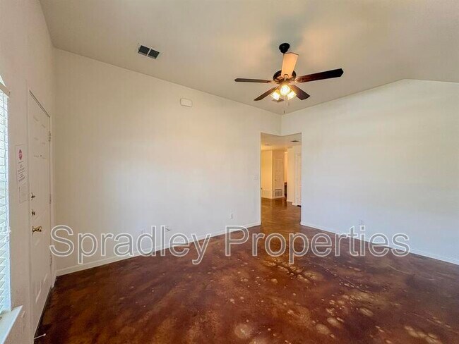 Foto del edificio - 5508 Luxor Dr