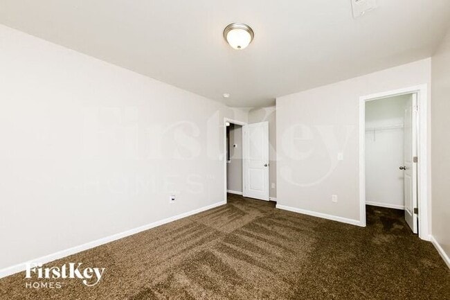 Building Photo - 1556 Kilstrom St