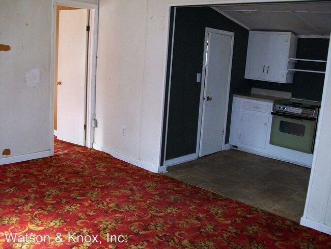 Building Photo - 1 br, 1 bath House - 601-B Pine Lane Drive