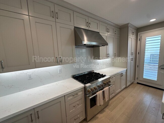 Foto del edificio - 97 S Nevada Ave