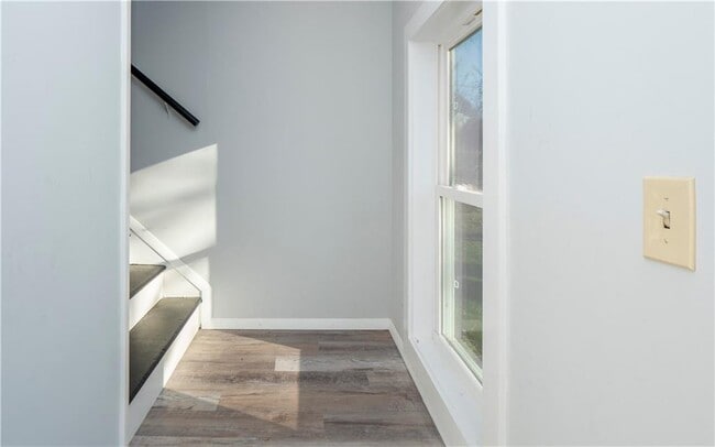 Building Photo - 109 Haskins Ave