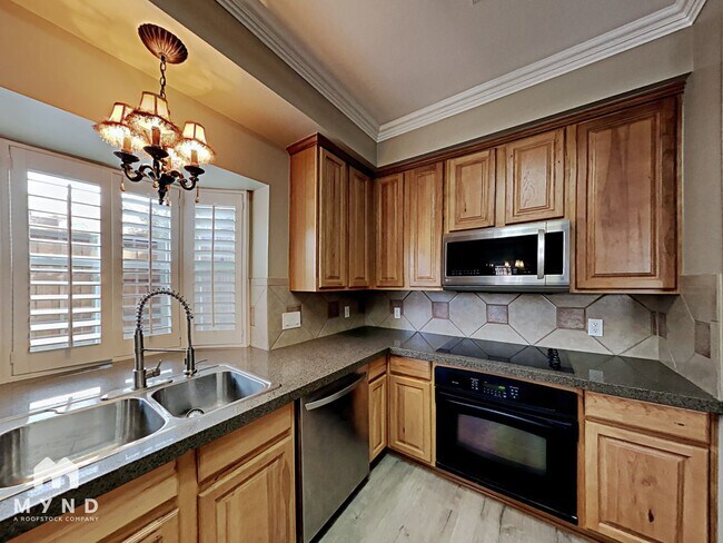 Building Photo - 9774 Legend Trail