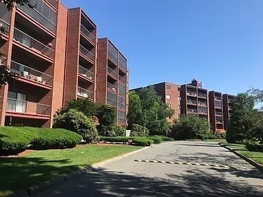Foto del edificio - 3 Summit Dr