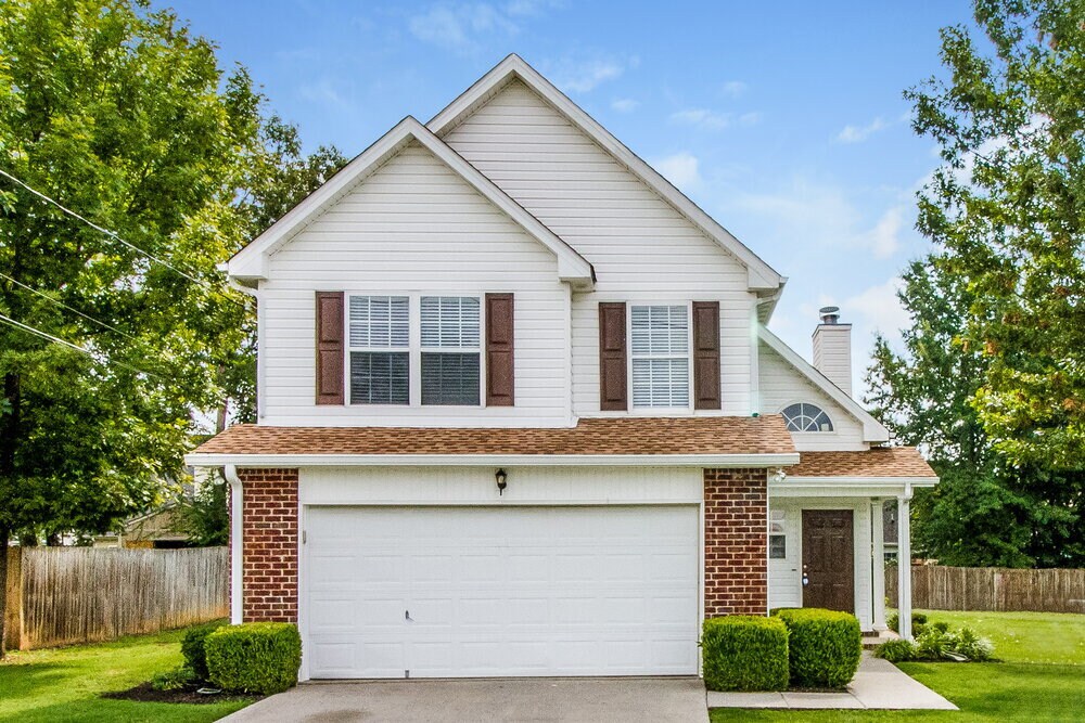 Foto principal - 906 Bexley Dr