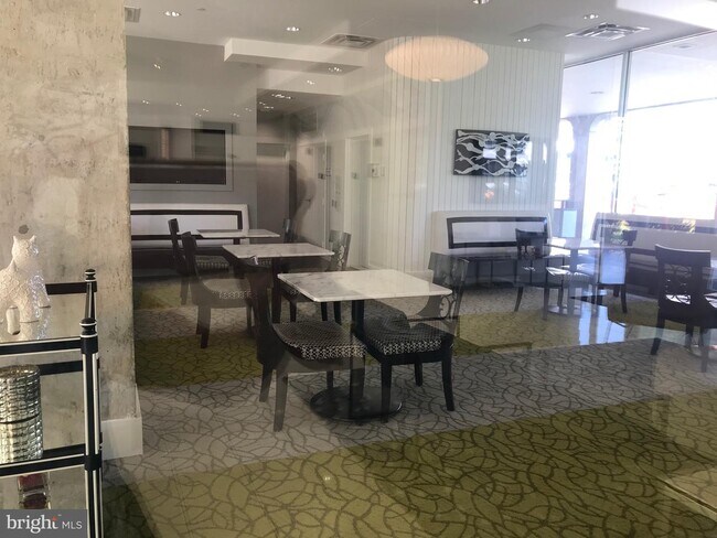 Foto del edificio - 1101 3rd St SW