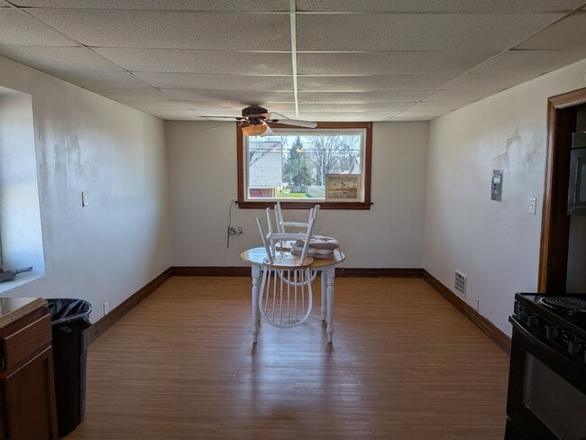 Building Photo - 158 E Maumee Ave