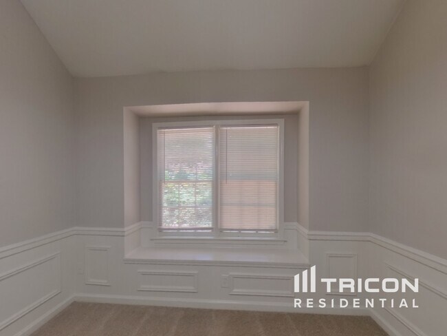 Foto del edificio - 7057 Wind Run Way