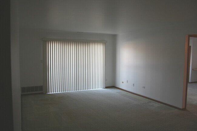 Building Photo - 15724 Peggy Ln