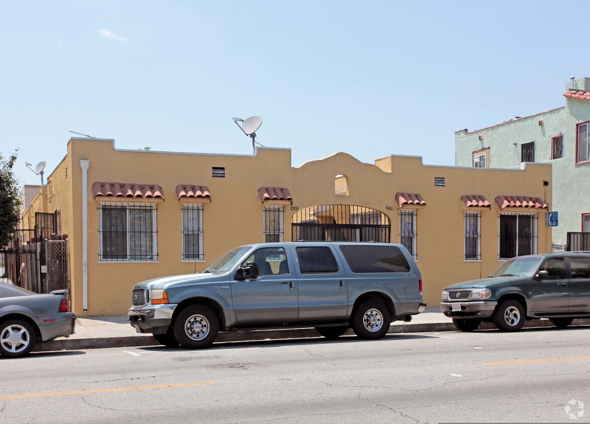 Building Photo - 7001 Seville Ave