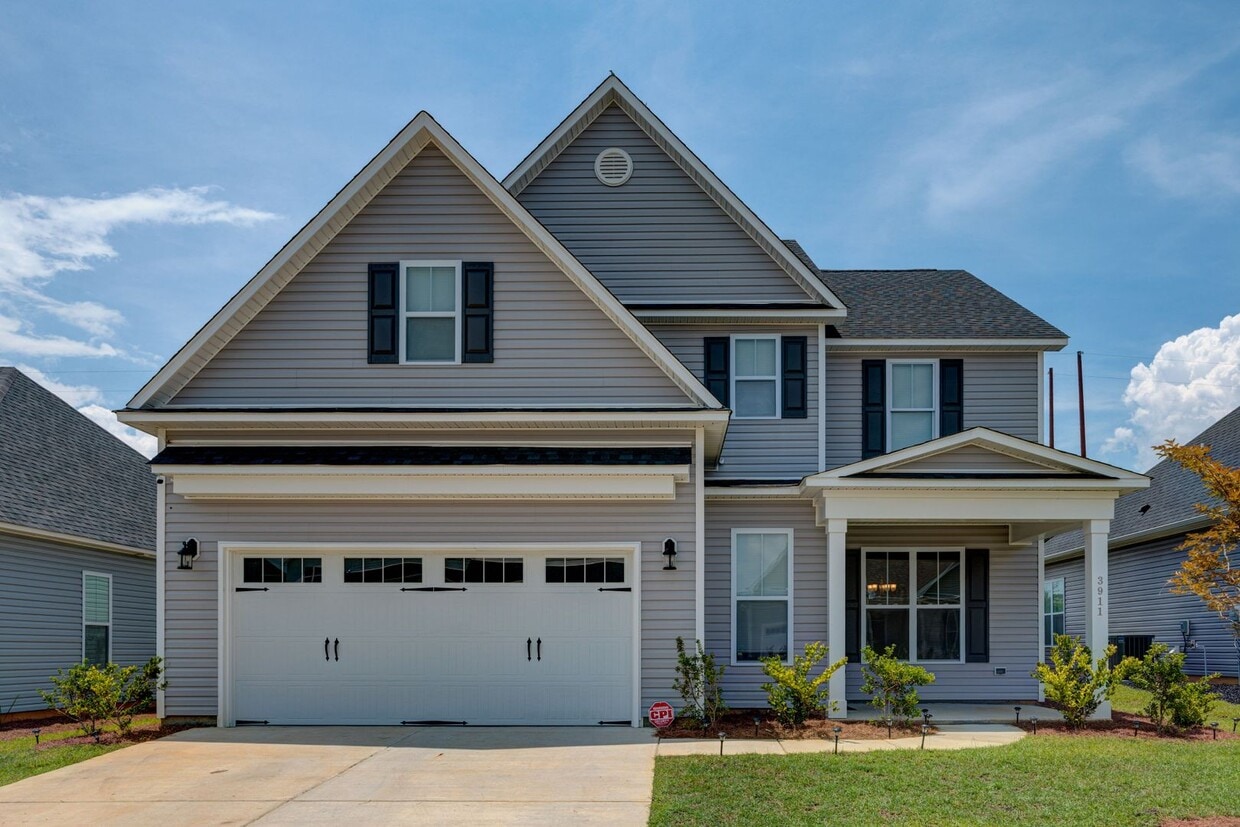 Foto principal - Luxurious 3 bedrooms 2.5 bath home in Nort...