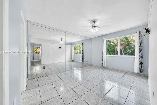 Foto del edificio - 1610 SW 30th Pl