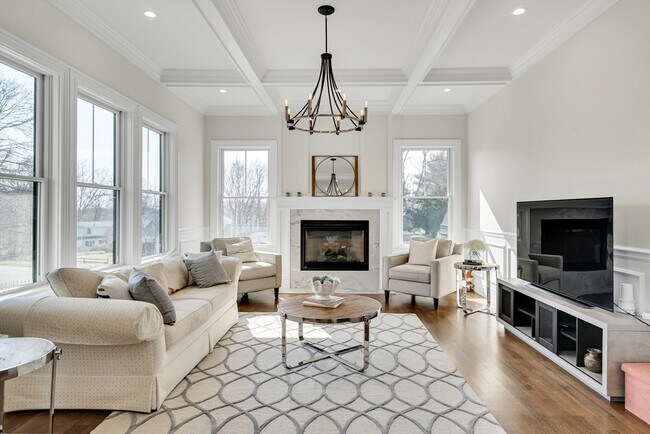 Foto del edificio - 95 Partridge Ln