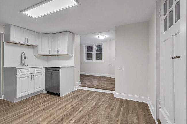 Foto del edificio - 1155 St Johns Ave