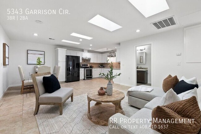 Foto del edificio - 5343 Garrison Cir