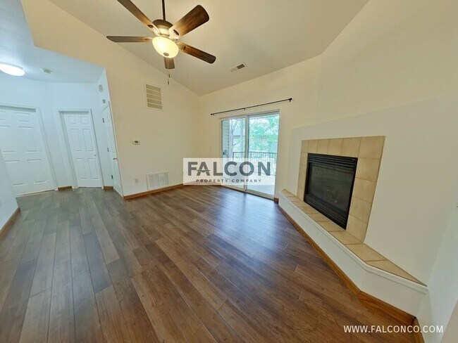 Foto del edificio - 2049 Legacy Ridge View