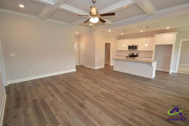 Building Photo - 105 Sutter Butte