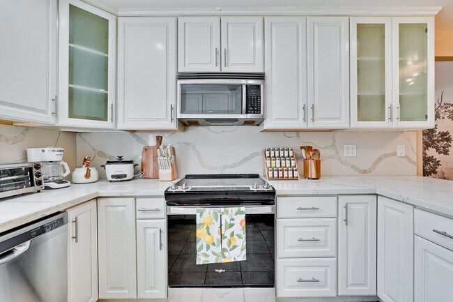 Foto del edificio - 771 Century Dr