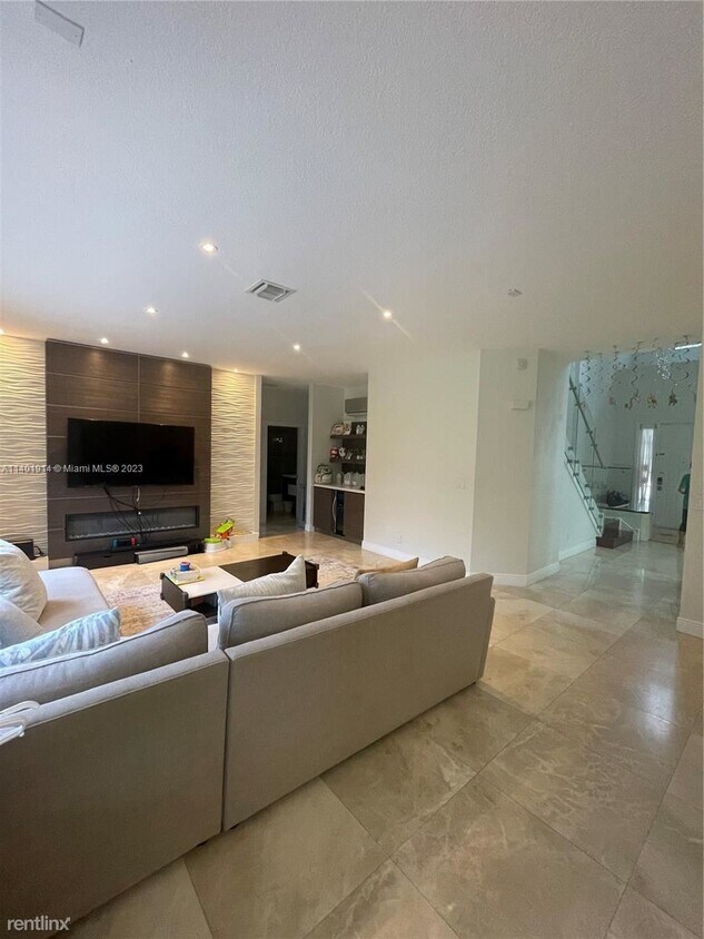 Foto principal - 5 br, 4 bath House - 4178 Cascade Ter # 4178