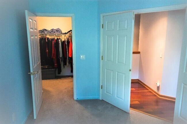 Foto del edificio - 2816 Barclay Way