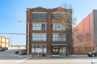 Building Photo - 2329 1st Ave N