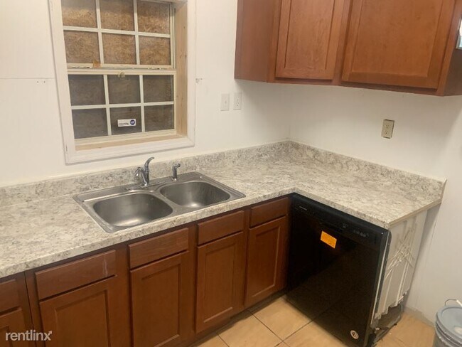 Building Photo - 4 br, 2 bath House - 959 texas