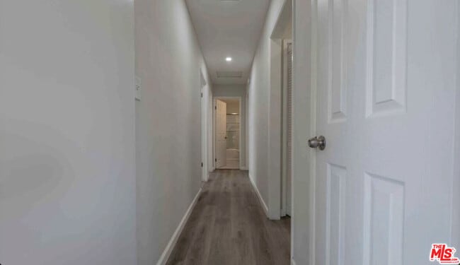 Foto del edificio - 817 N Kingsley Dr