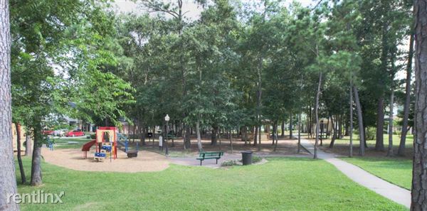 Building Photo - 24011 Richards Rd