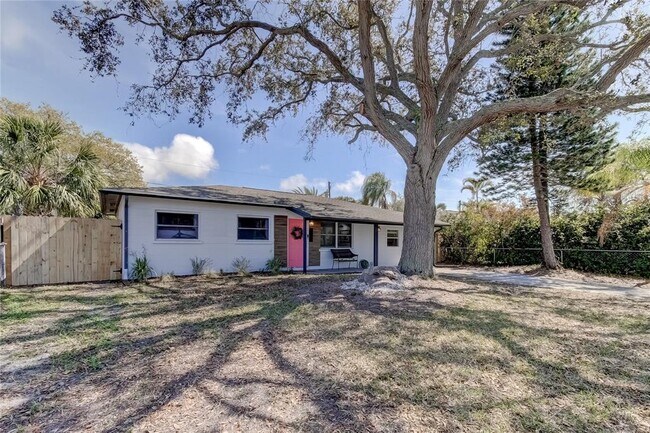 Building Photo - 4939 100th Way N