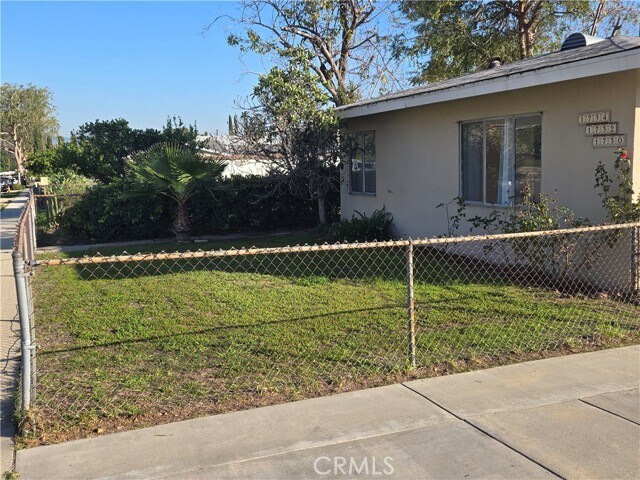 Foto del edificio - 1734 Atchison St